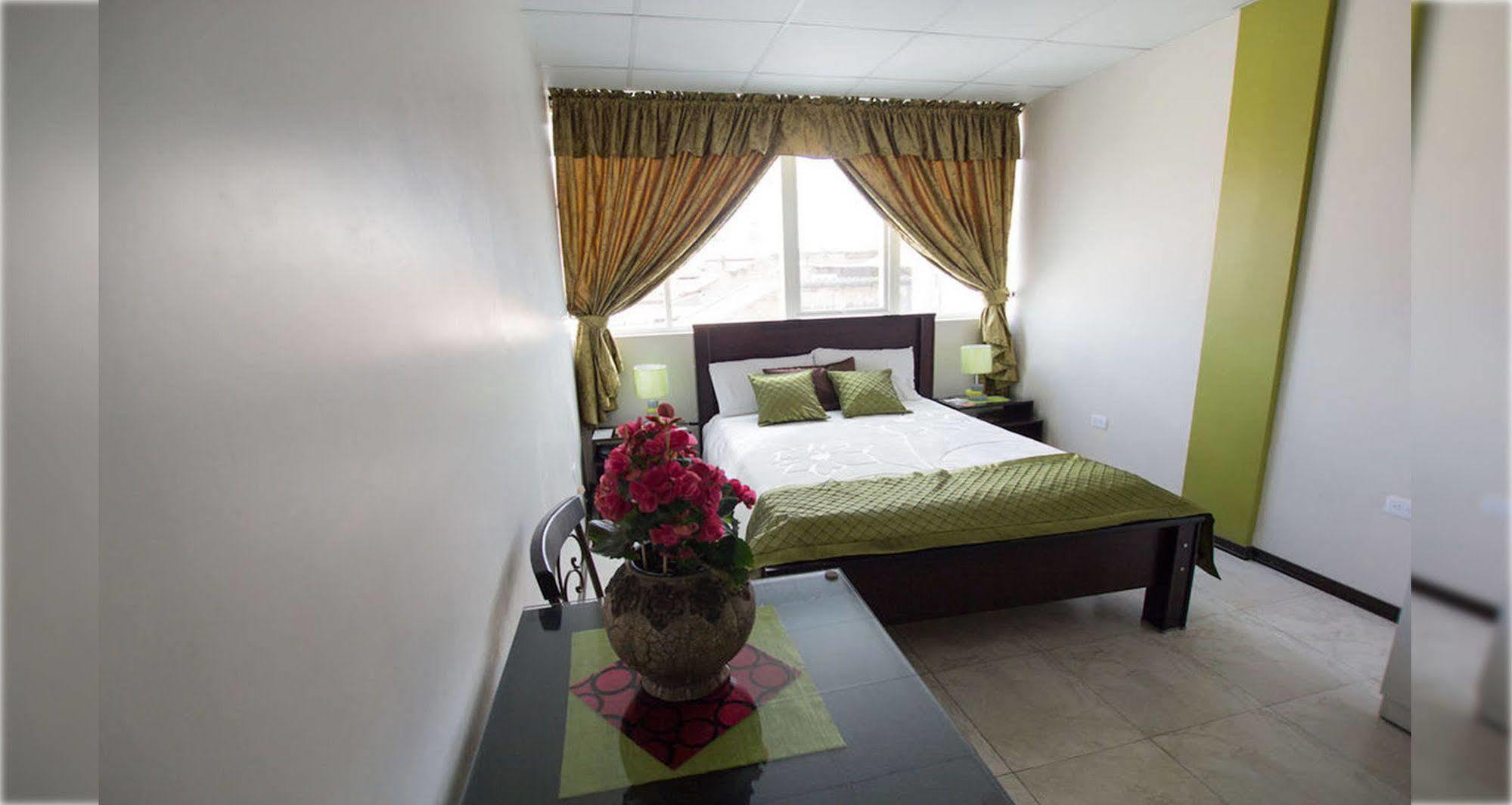 Hotel Las Gardenias Cuenca Eksteriør bilde