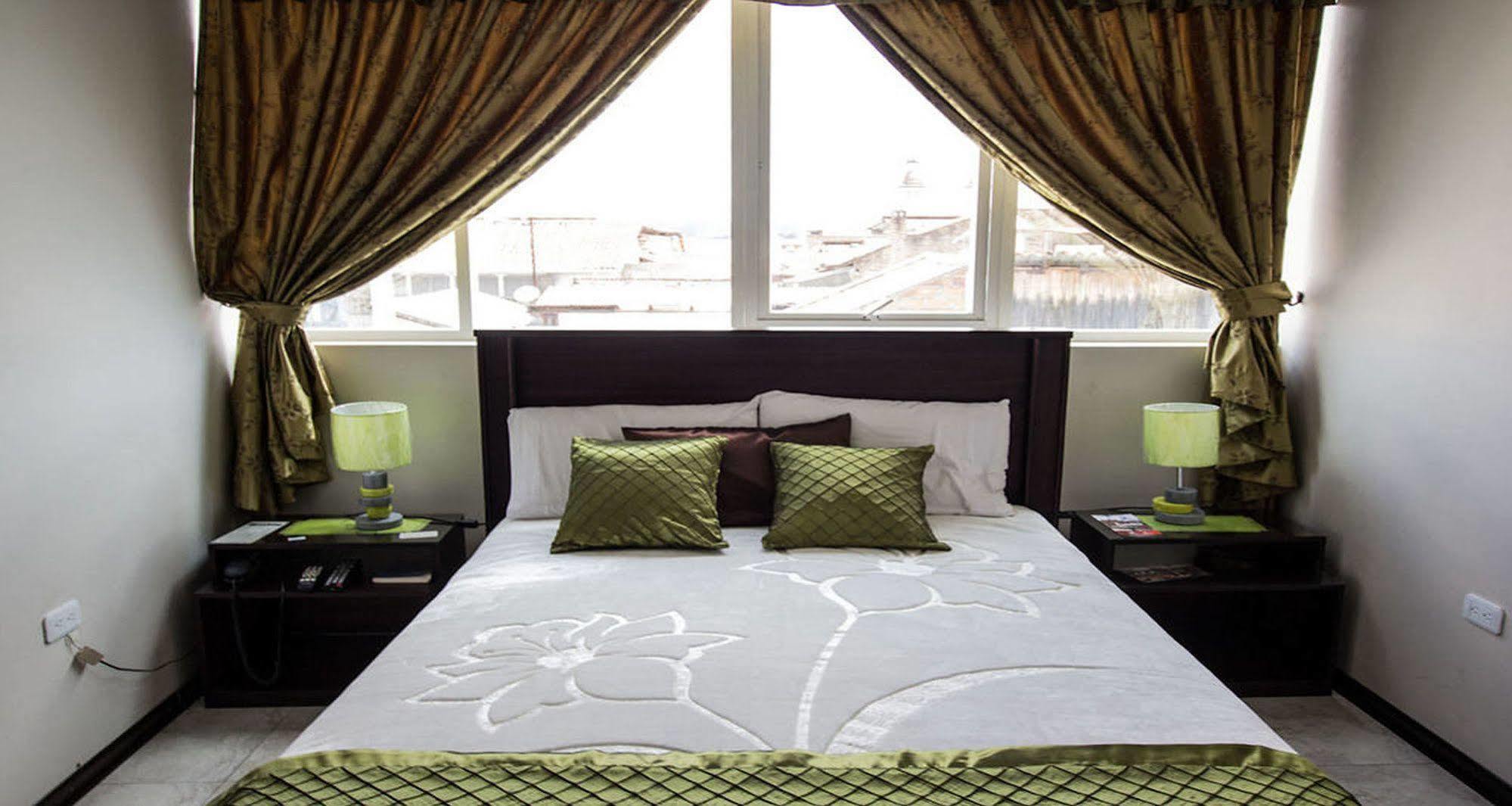Hotel Las Gardenias Cuenca Eksteriør bilde