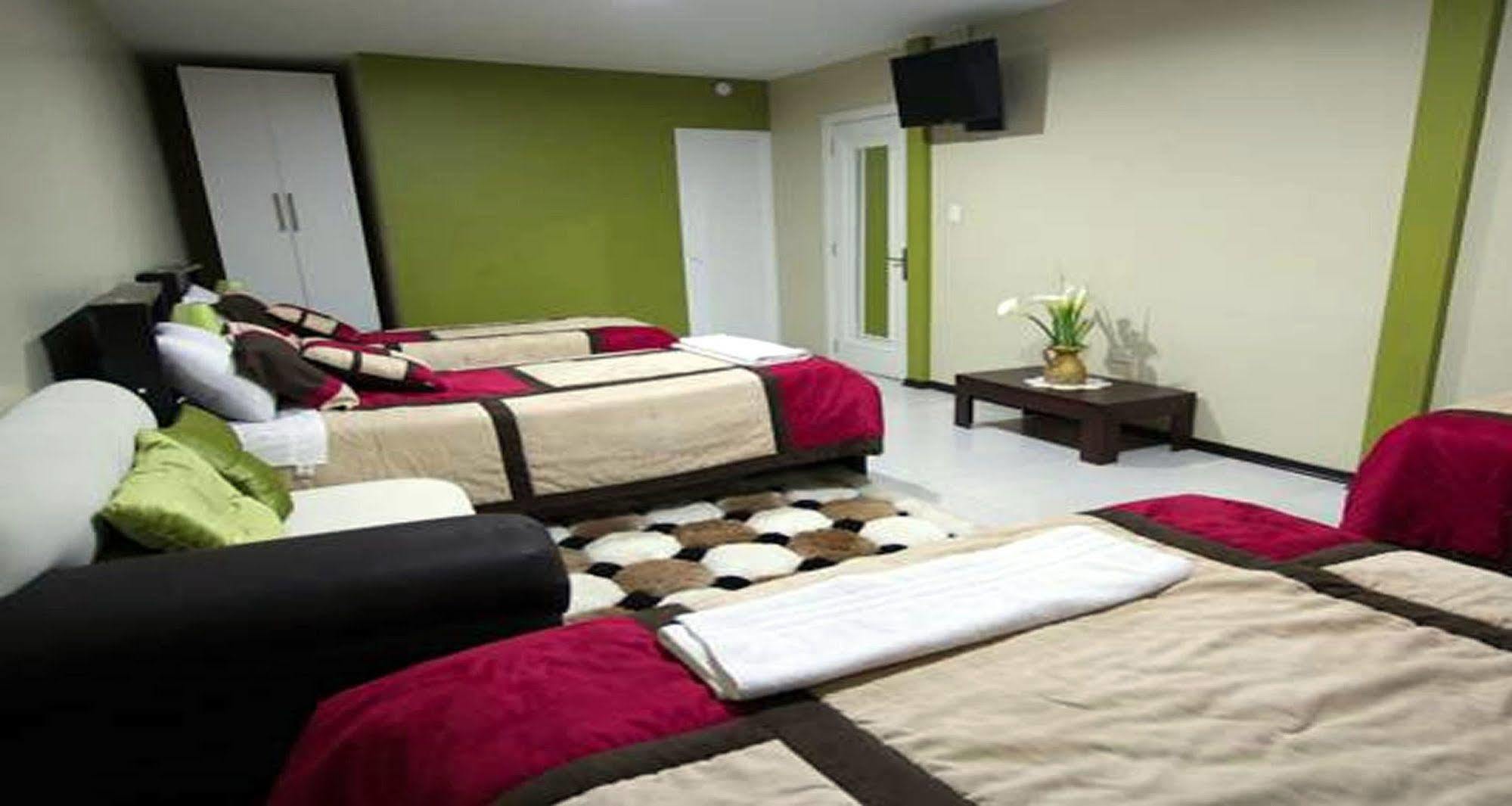 Hotel Las Gardenias Cuenca Eksteriør bilde